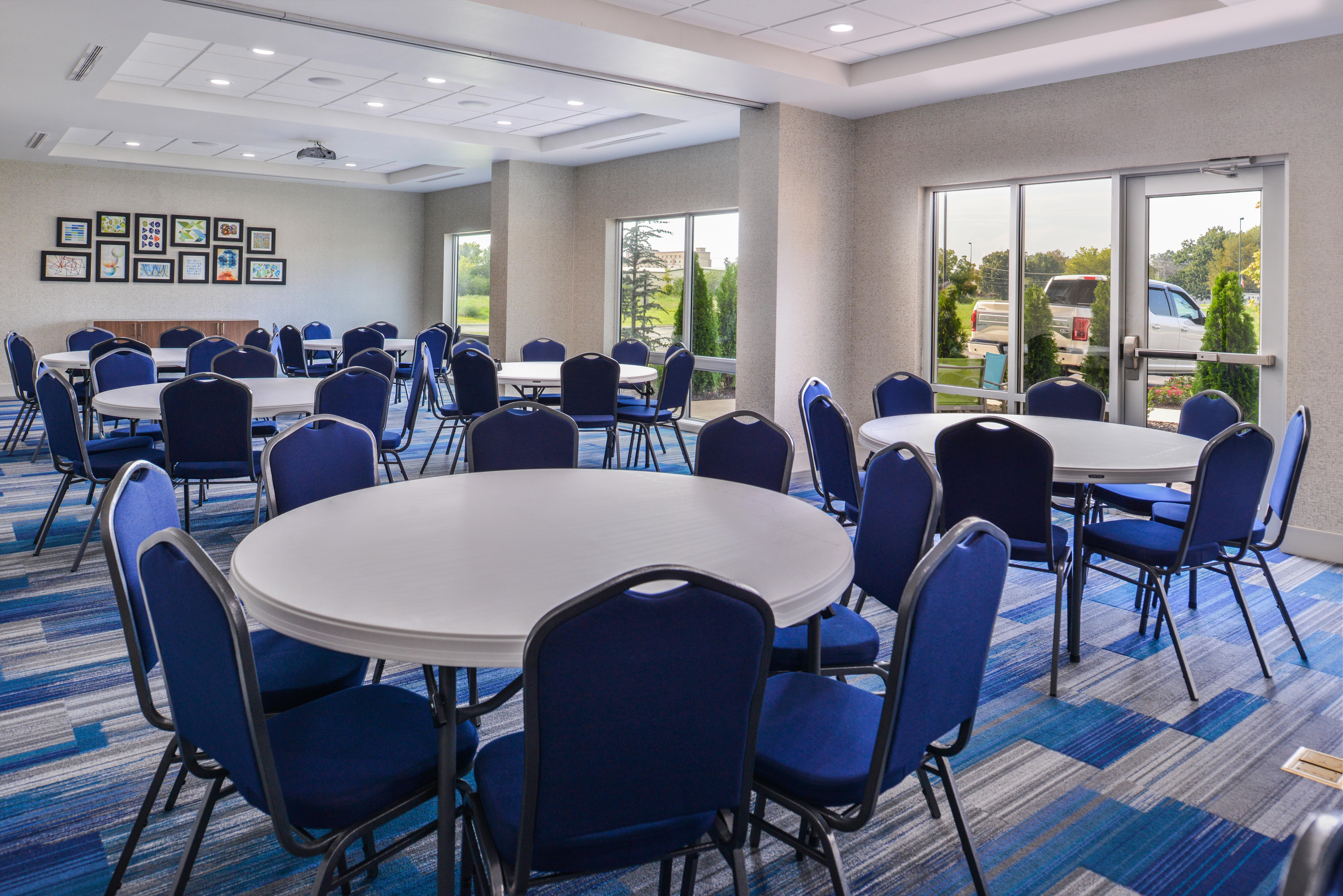 Holiday Inn Express & Suites - Siloam Springs By Ihg Екстериор снимка
